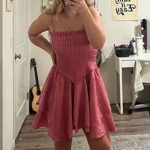 Pink fluffy mini dress! This dress can also be strapless!